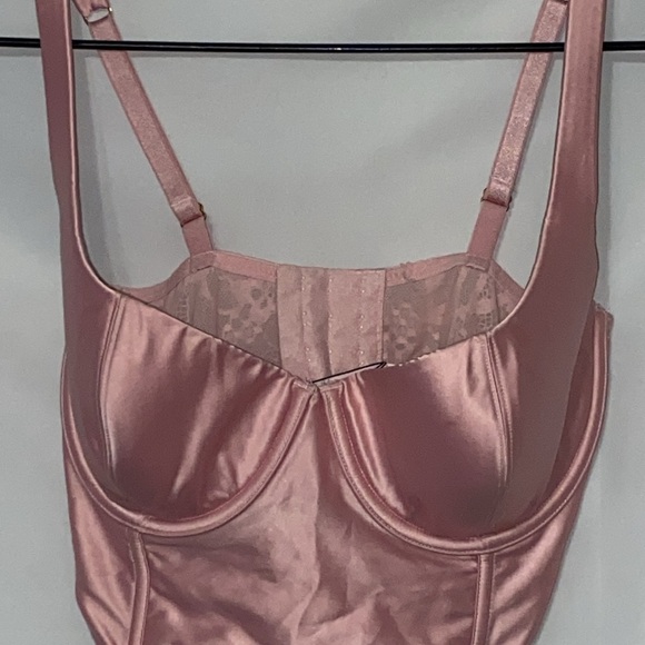 VICTORIAS SECRET DREAM ANGELS DEMI CORSET BRA WO SIZE 32 32DD SATIN PINK CLEAN - Picture 4 of 11